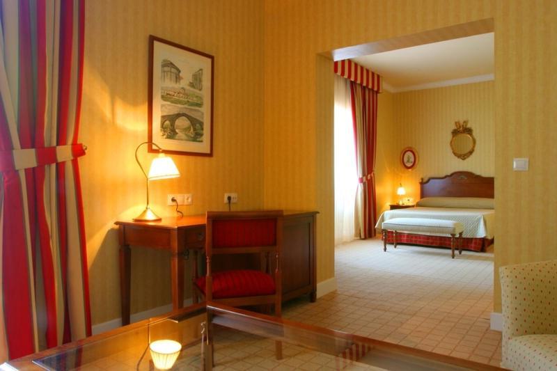 Arcea Gran Hotel Pelayo Covadonga Pokoj fotografie